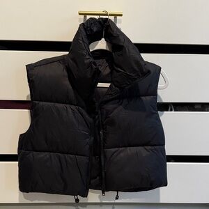 Black Cropped Puffer Vest